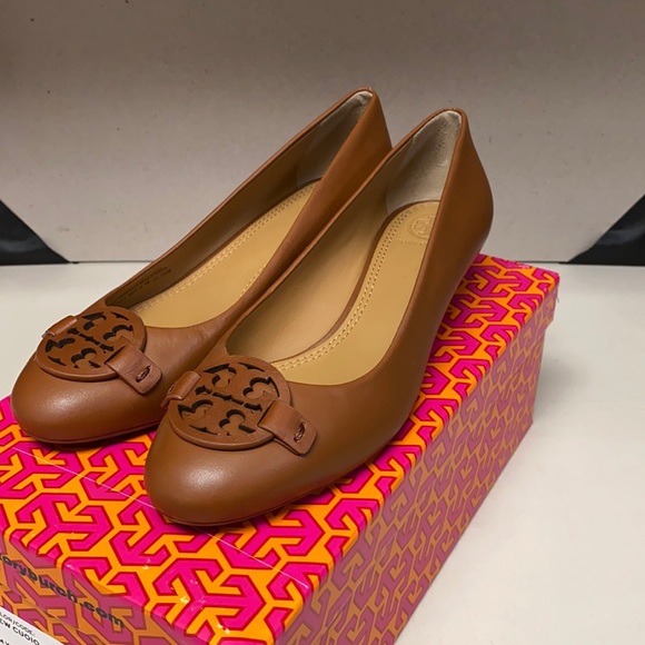 Tory Burch Shoes - 🔥🔥🔥NEW Tory Burch Gabriel wedge / flats/ heels